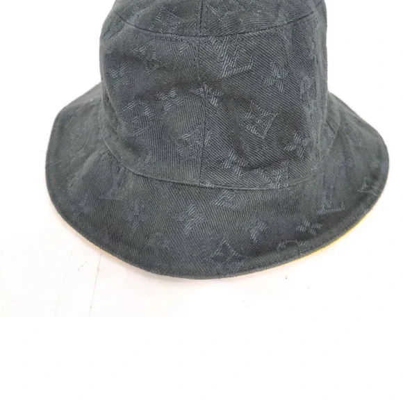 Authentic Louis Vuitton Monogram Bucket Hat.